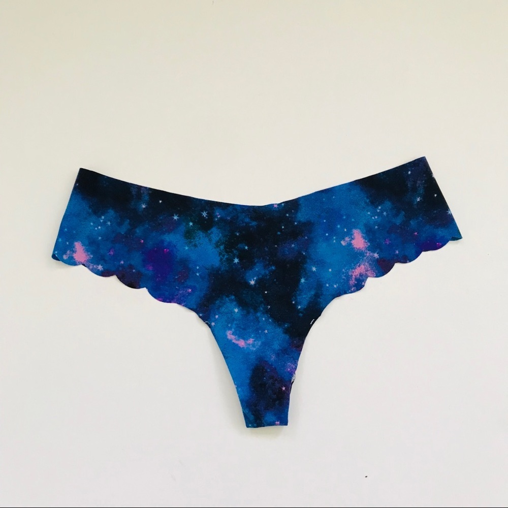 Victoria’s Secret PINK Scallop Thong Panty Galaxy NEW